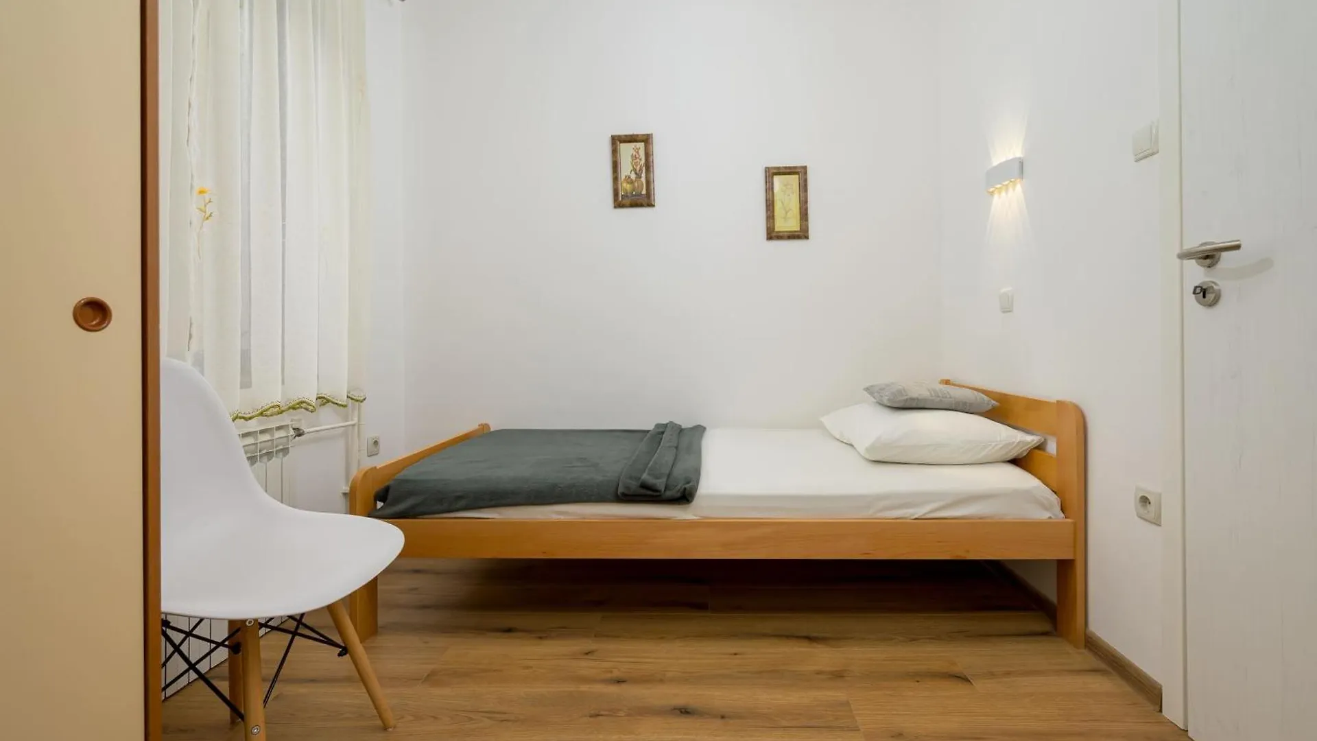 Ferienwohnungen Silvana Stinjan Apartment